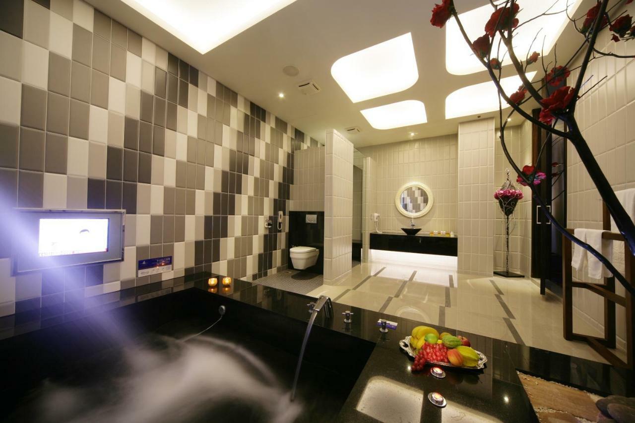 Dubai Villa Motel Daya Eksteriør billede