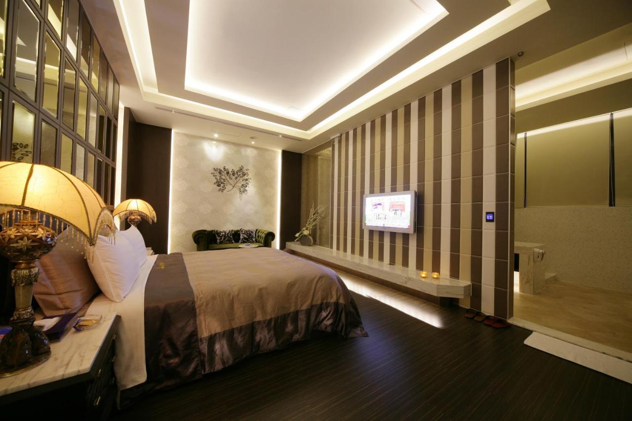 Dubai Villa Motel Daya Eksteriør billede